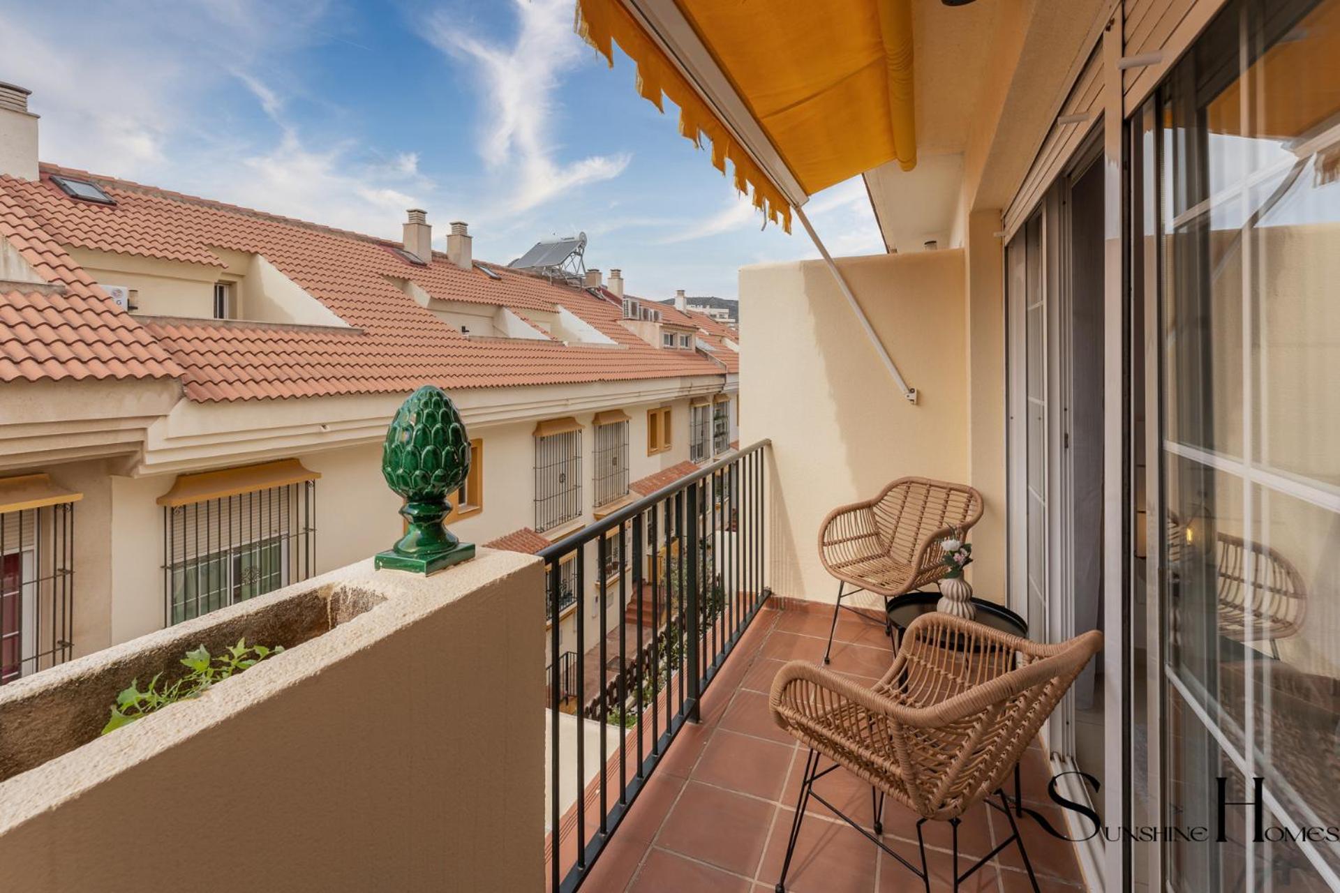 Townhouse With Jacuzzi,sea Views, Swimming Pool,garage Vakantiehuis